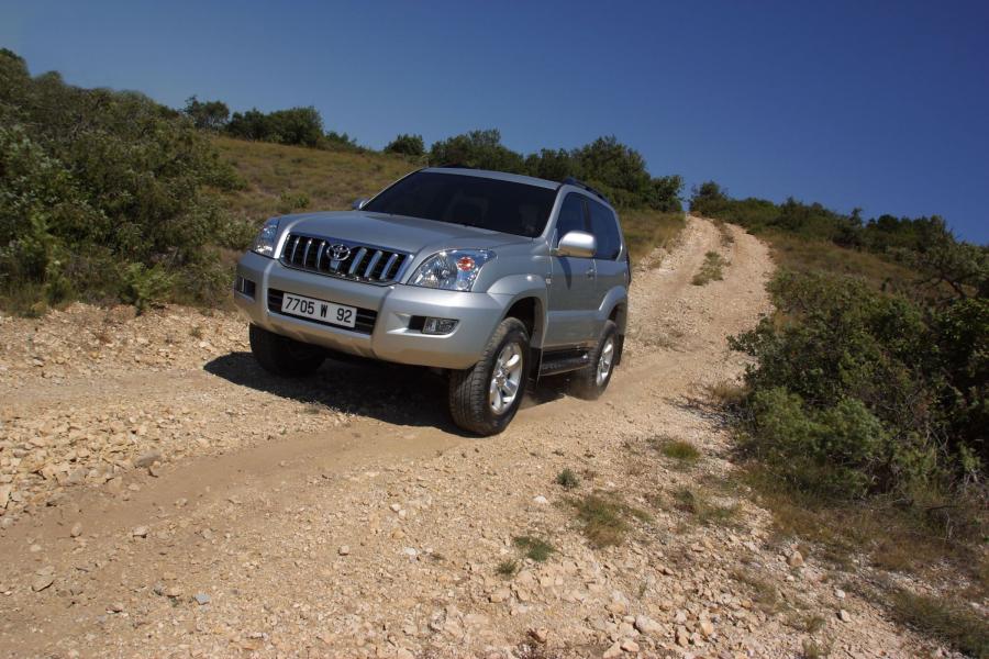  Toyota Land Cruiser 2003 года  (фото 83 из 192)